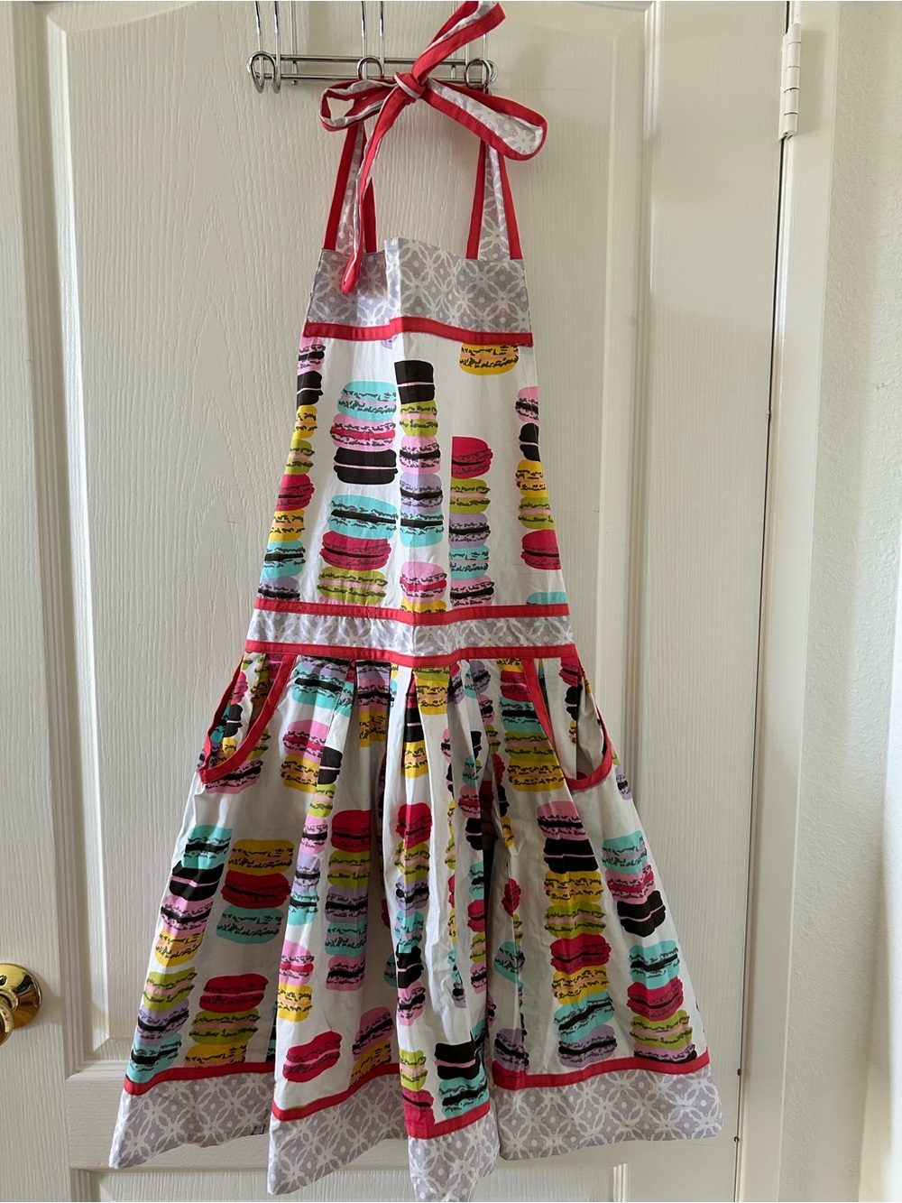 Paper Source Retro Colorful Macaron Print Full Kitchen Apron with Pockets